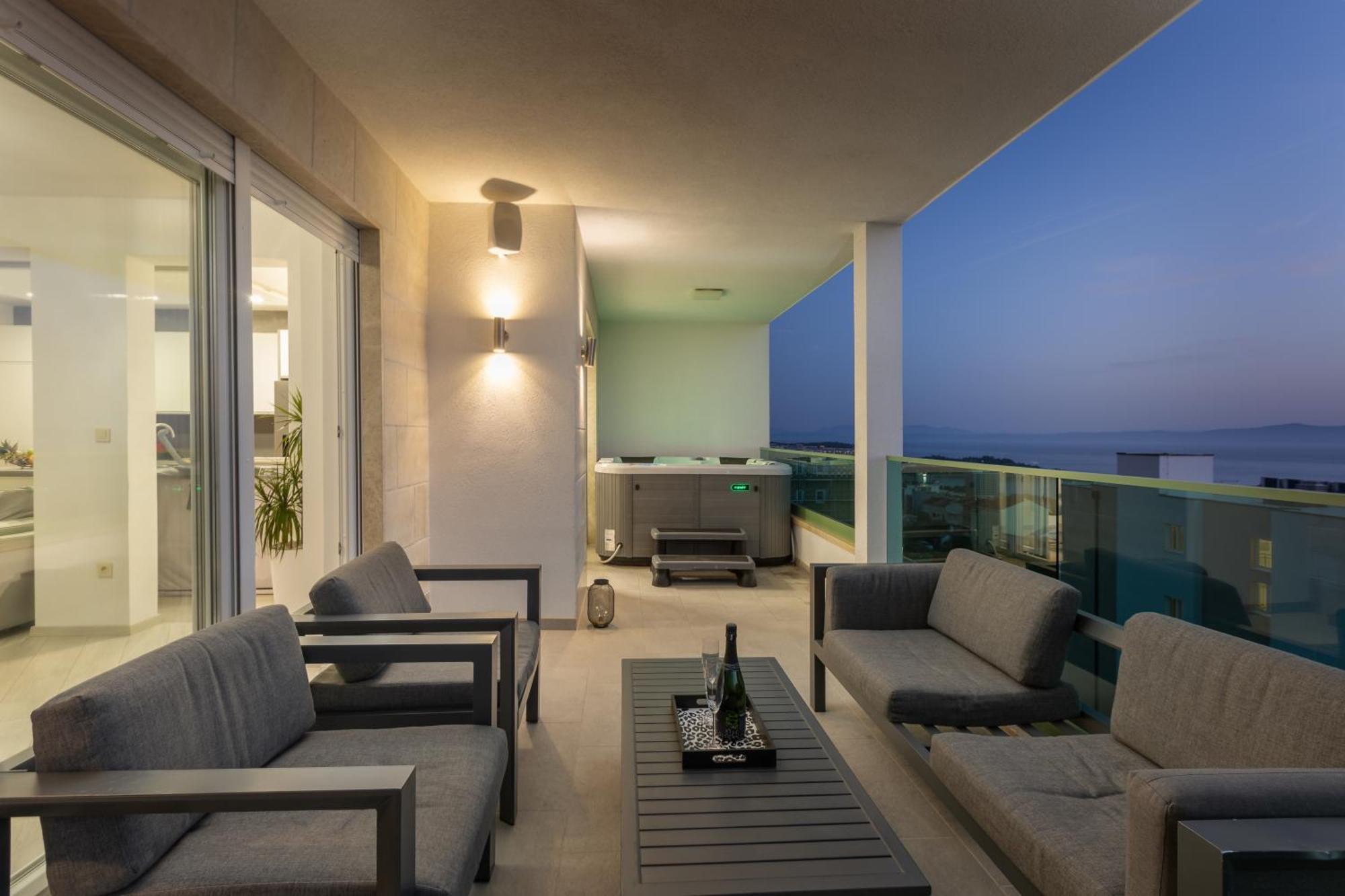 马卡尔斯卡Exclusive Penthouse Big Blue With Private Jacuzzi公寓 外观 照片